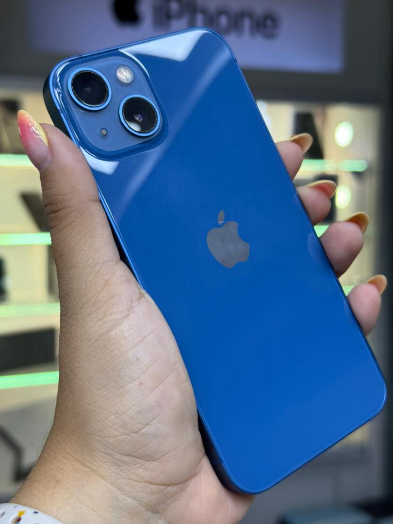 Apple Iphone 13 128 Gb Azul Batería 100% Like New