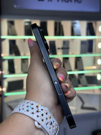 Apple Iphone 16 Pro 256 GB Black Titanium (e-Sim) Batería 100% Like New