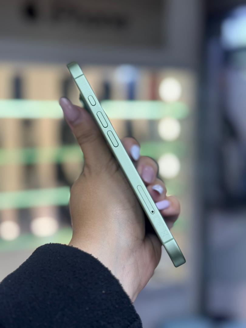 Apple Iphone 17 256 GB Verde (Single Sim) Batería 100% Like New