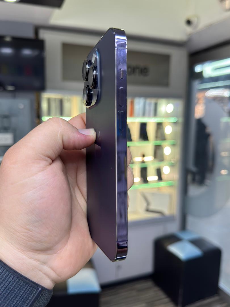 Apple iPhone 14 Pro 128 GB Morado (e-Sim) Batería 84% Like New