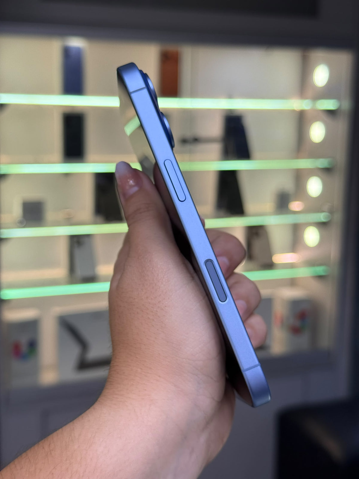 Apple Iphone 17 256 GB Azul (e-Sim) Batería 100% Like New Cashea