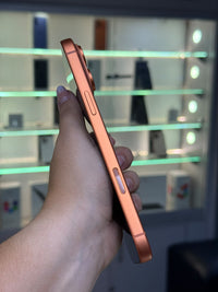 Apple Iphone 17 Pro Max 1 TB Naranja (e-Sim) Batería 100% Like New