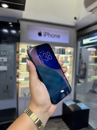 Apple iPhone 15 Pro 128 Gb Titanio Azul (Single-Sim) Bateria 95% Like New