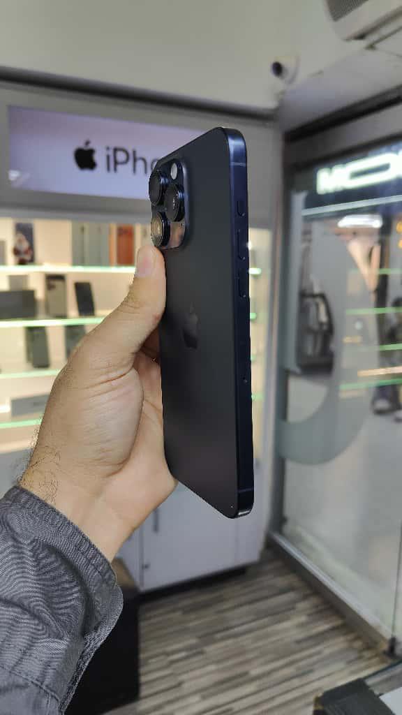 Apple iPhone 15 Pro Max 256 Gb Titanio Azul (Single-Sim)  Batería 86% Like New