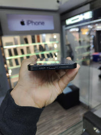 Apple Iphone 16 Pro Max 512 GB Black Titanium (e-Sim) Batería 93% Like New