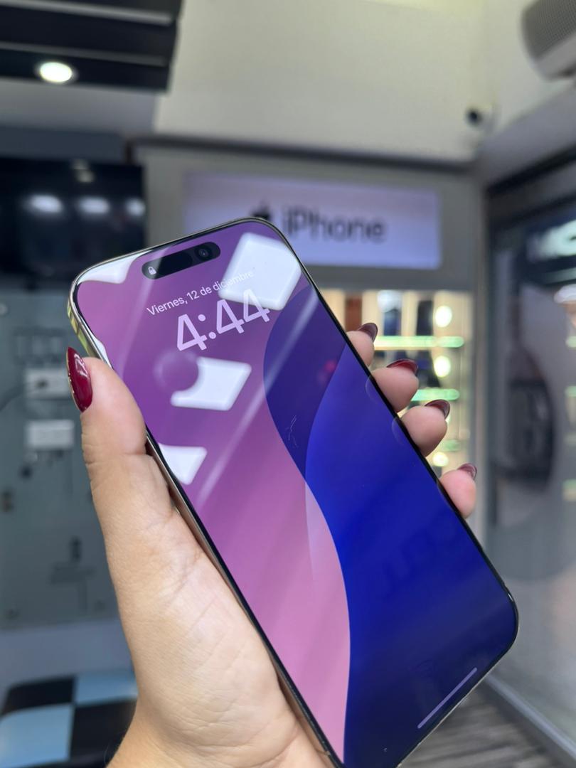 Apple Iphone 16 Pro Max 256GB Desert Titanium (Single Sim) Batería 96% Like New F.P