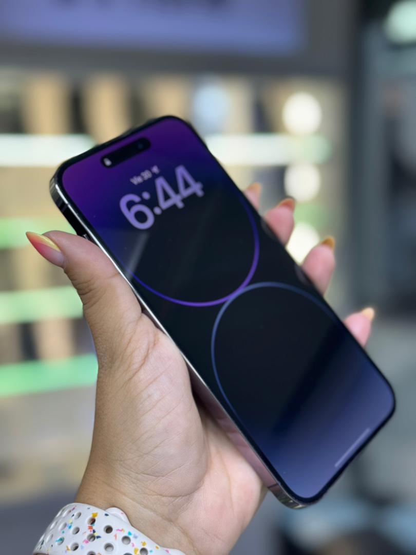 Apple iPhone 14 Pro Max 256 GB Morado (Single-Sim) Batería 84% Like New