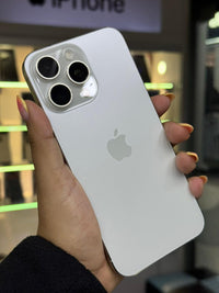 Apple iPhone 15 Pro Max 256 Gb (Single Sim) Titanio Blanco Batería 86% Like New