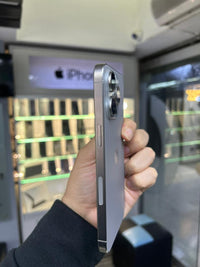 Apple iPhone 15 Pro Max 256 Gb Titanio Natural (e-Sim)  Batería 85% Like New
